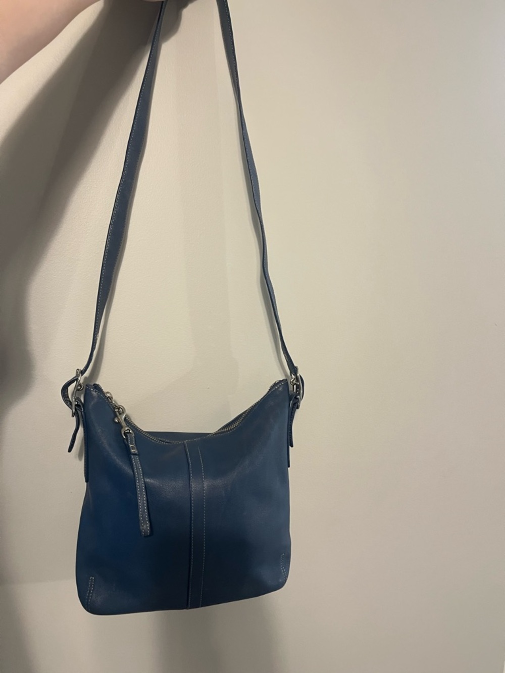 Coach Blue Leather Shoulder Bag with Signature Patch - Picture 2 of 3